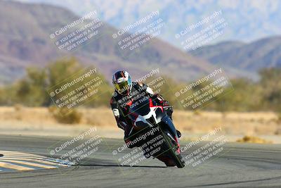 media/Jan-09-2022-SoCal Trackdays (Sun) [[2b1fec8404]]/Turn 14 (10am)/